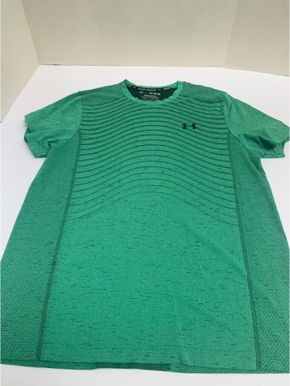 Under Armour HE Seamless Tee Mens XL Green Fitted Performance Shirt